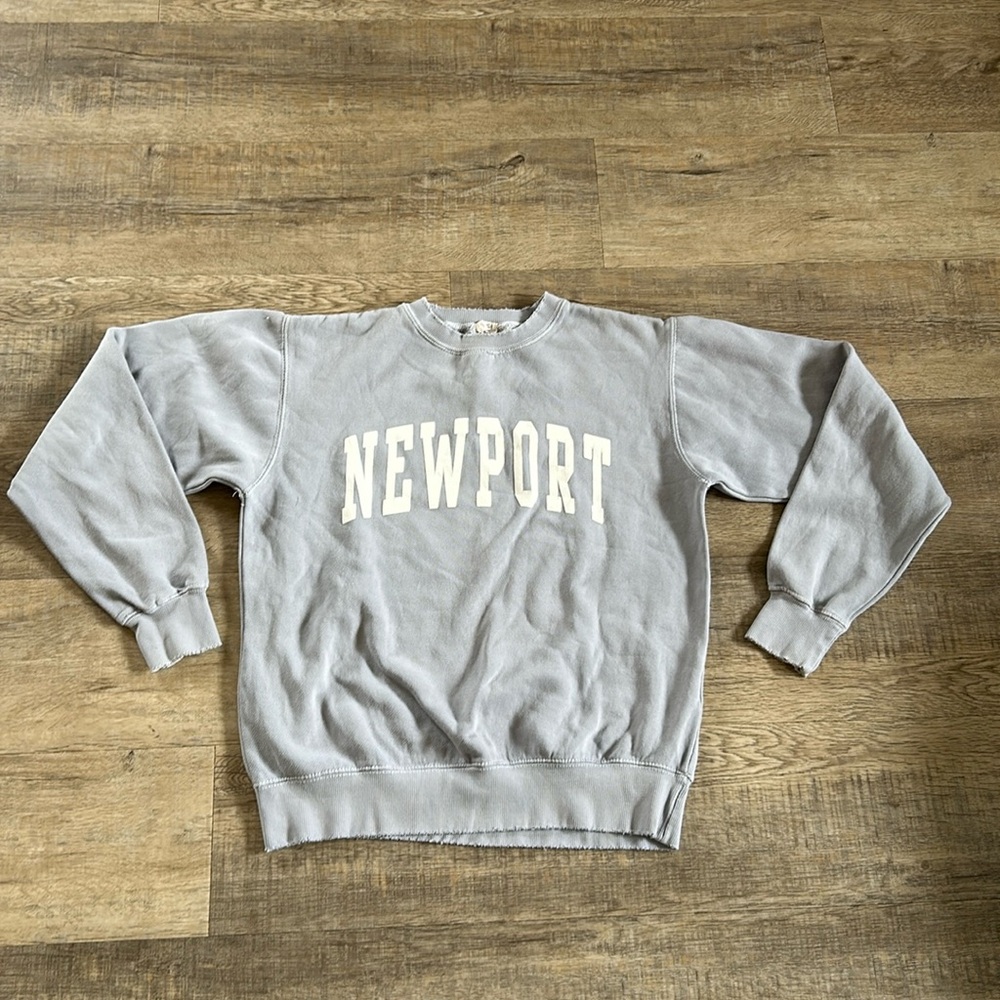 JOHN GALT LAVENDER/GREY CREWNECK